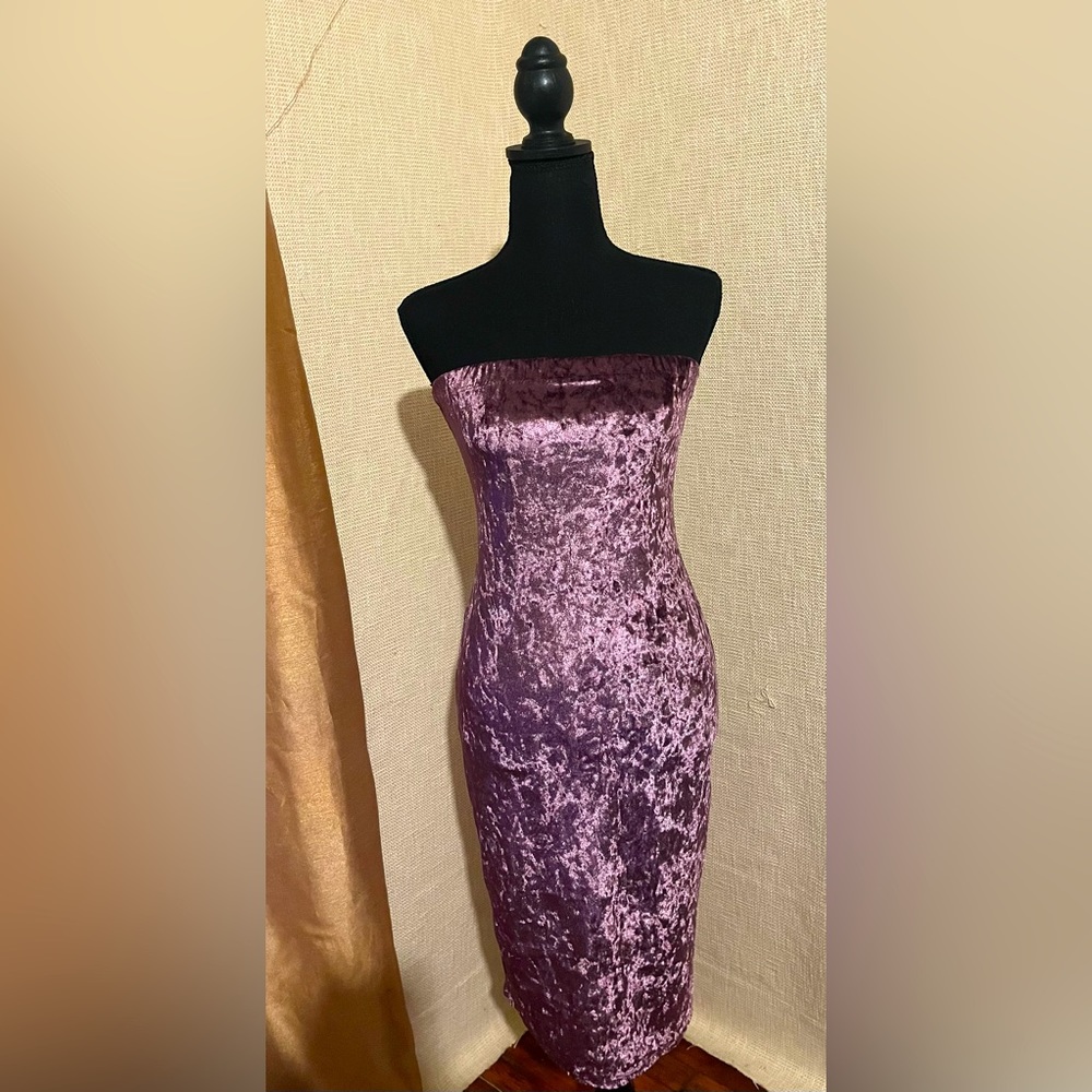 Lavender Velvet Tube-Midi Dress
